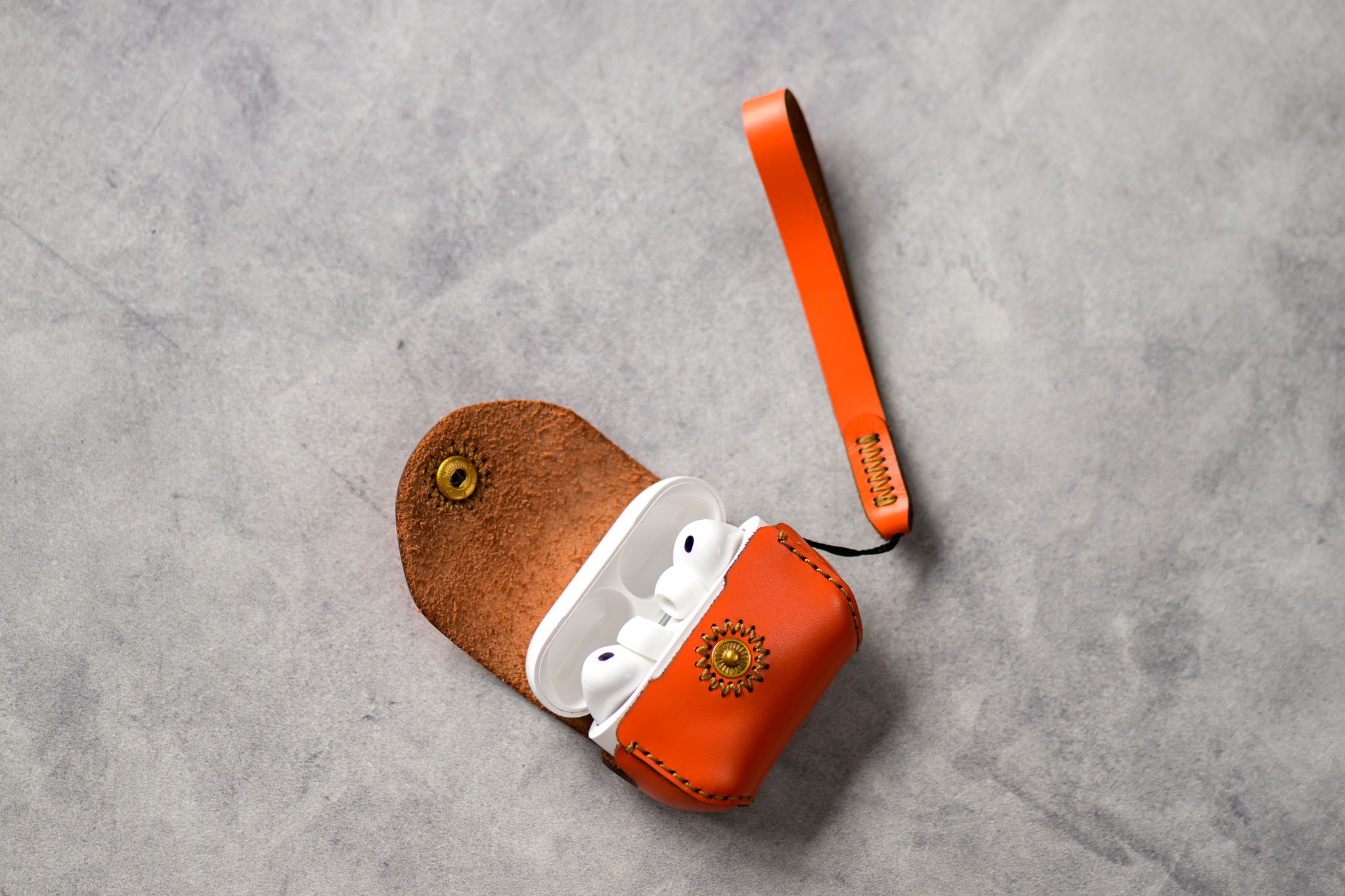  Bao da SEN nút bấm Apple Airpods Pro 3 