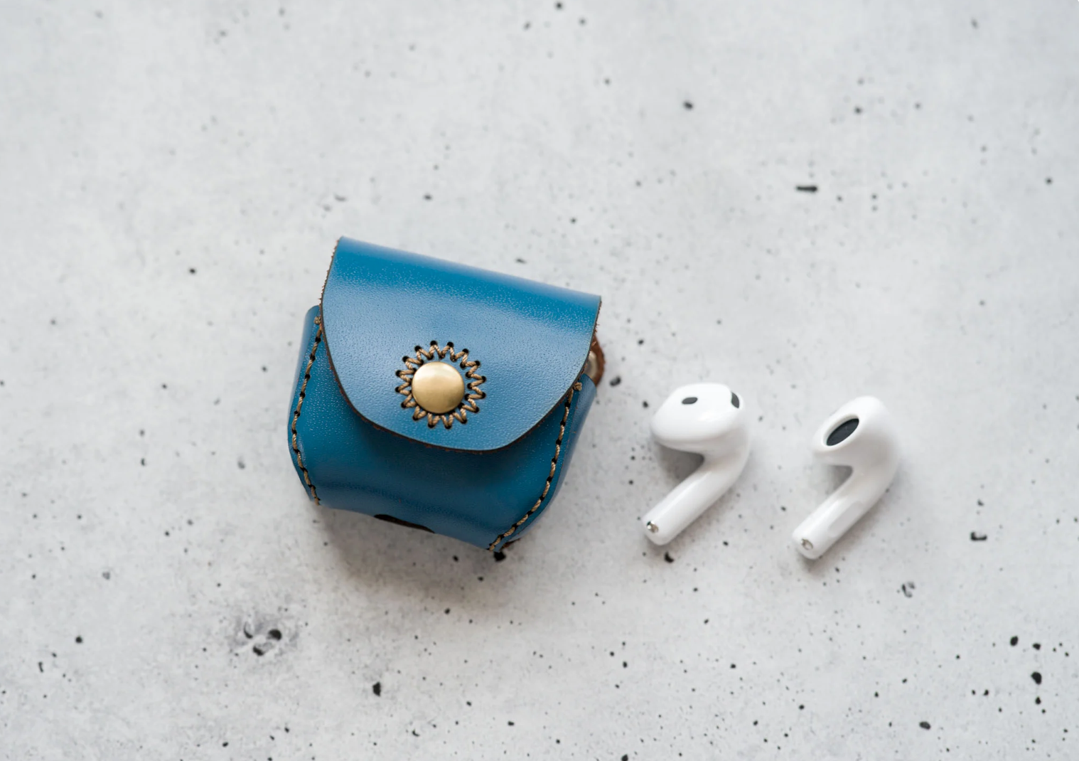  Bao da SEN nút bấm Apple Airpods 5 