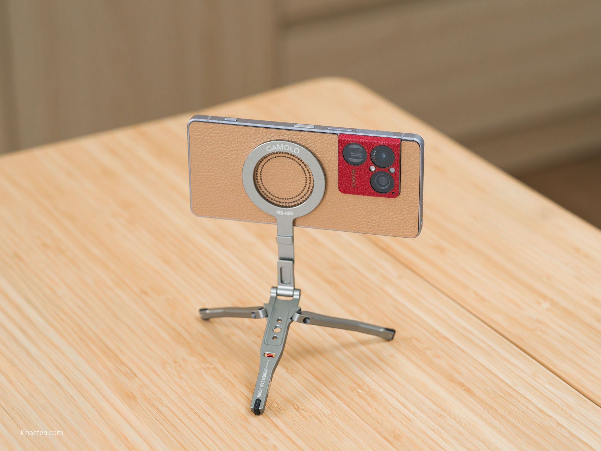  Dán da điện thoại có hỗ trợ Magsafe 