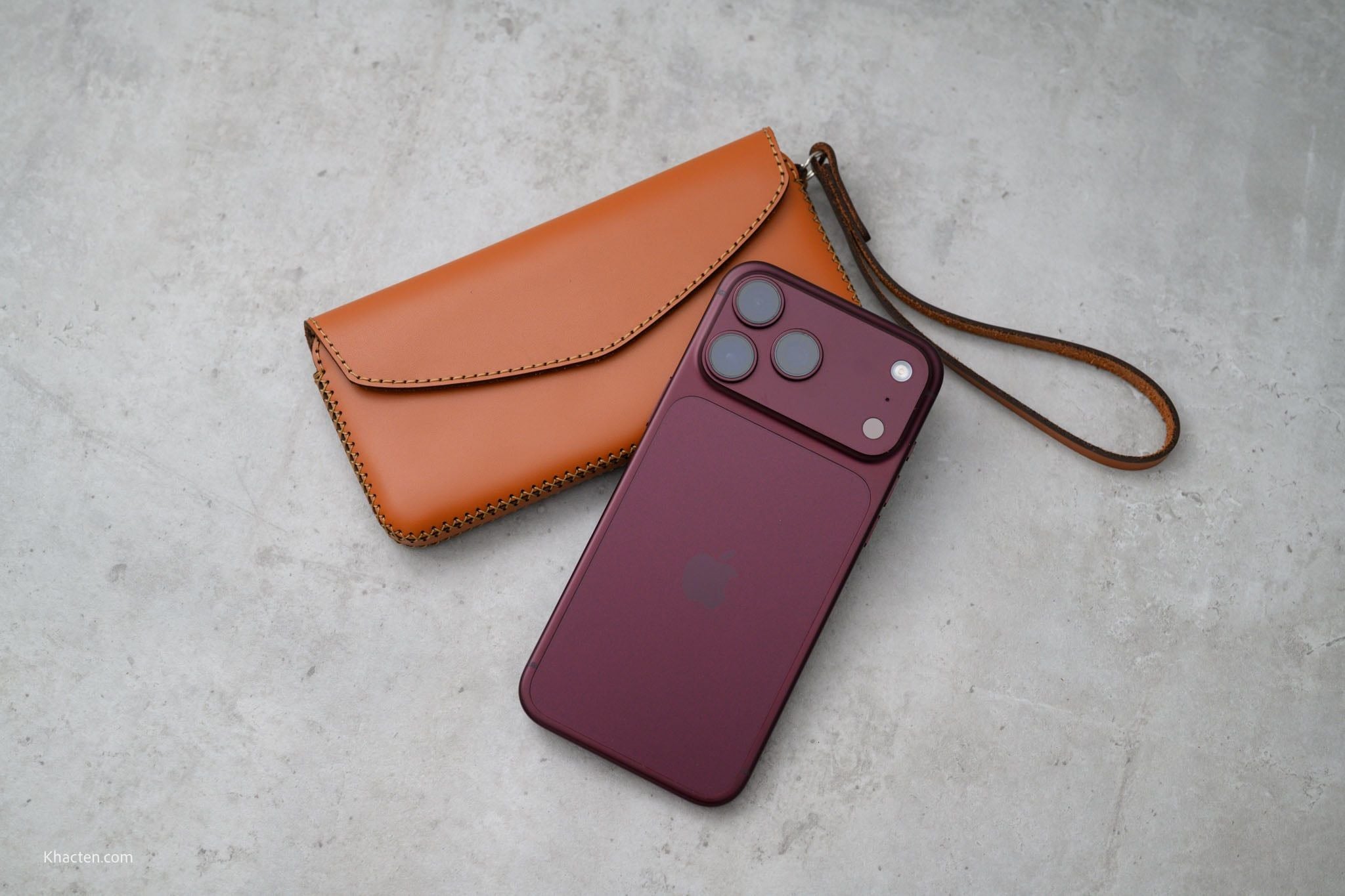  iPhone 18 Series – Ví da điện thoại 
