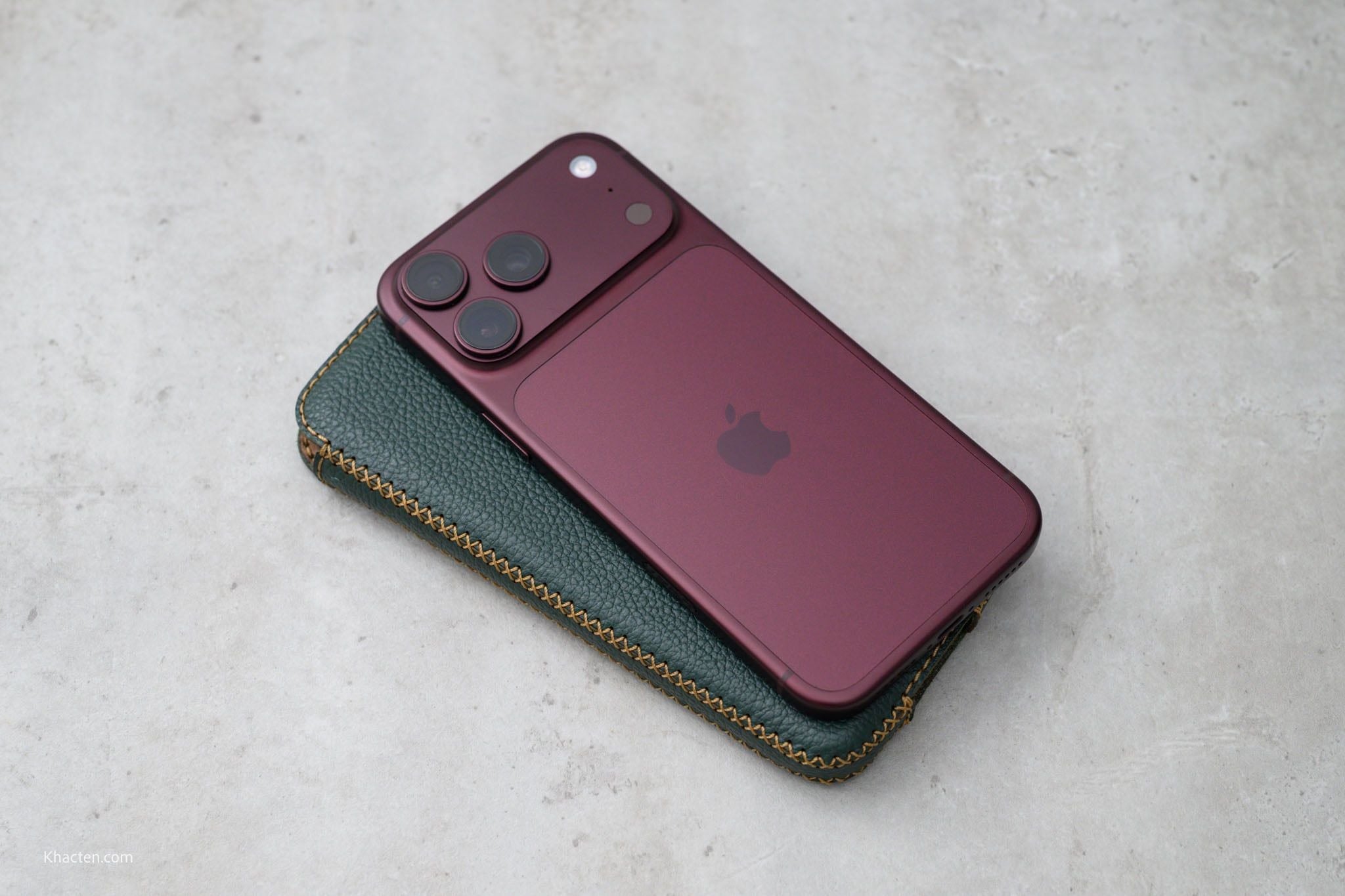  iPhone 18 Series – Bao da hộp 