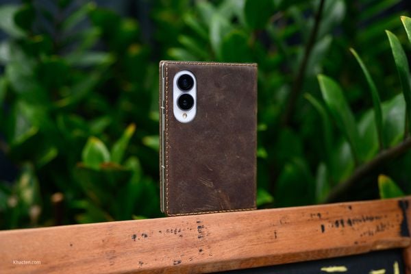  Samsung Galaxy Z Fold8 - Flipcover điện thoại 
