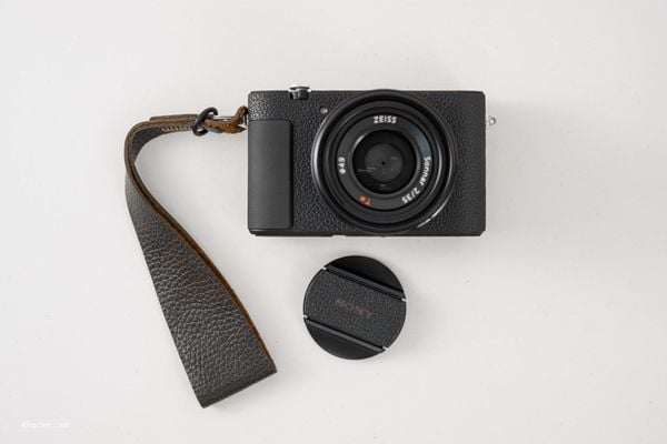  Sony RX1R - Dán da máy ảnh 