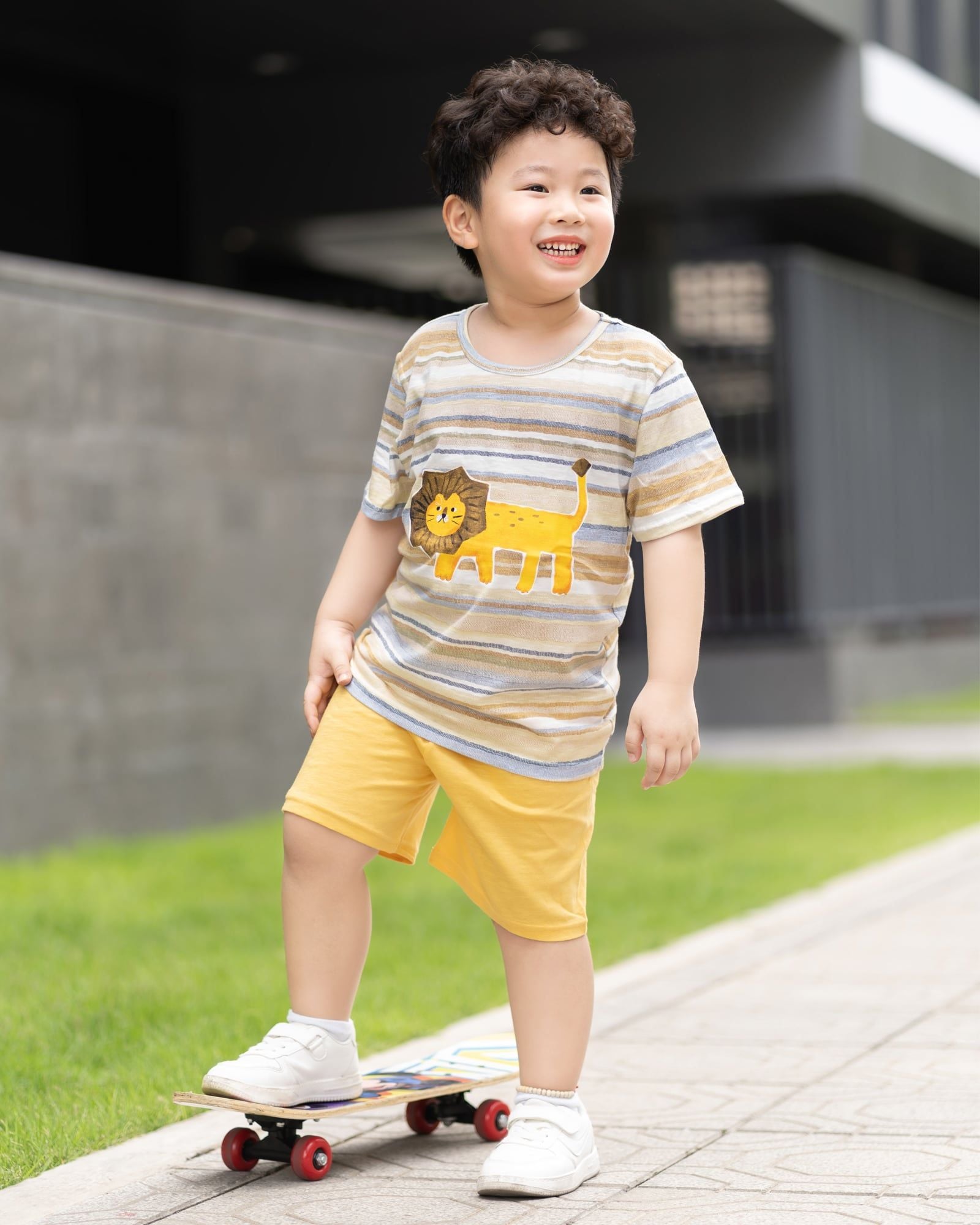 Bộ đồ ngắn cotton mịn bé trai U3109