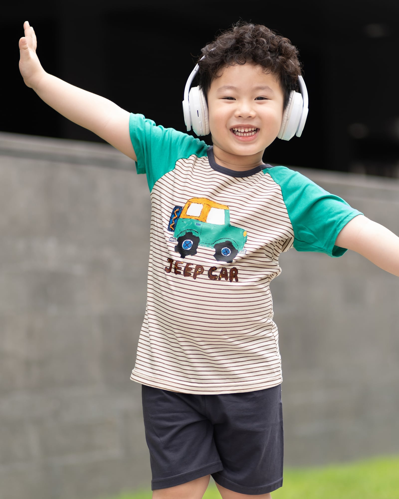 Bộ đồ ngắn cotton mịn bé trai U3106