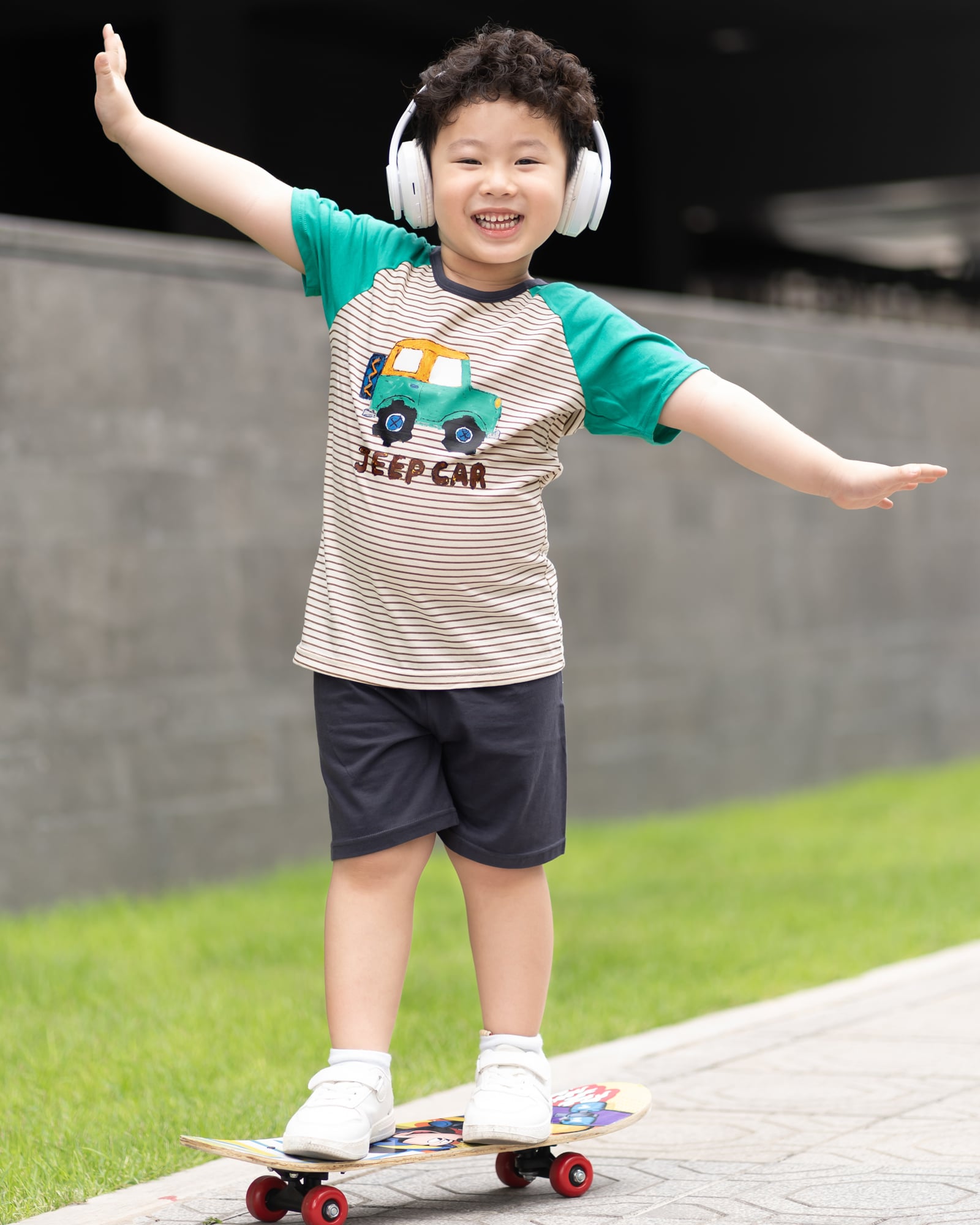 Bộ đồ ngắn cotton mịn bé trai U3106