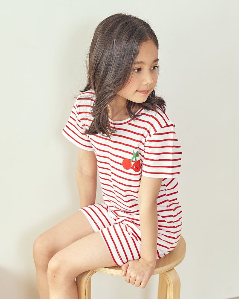 Bộ đồ ngắn cotton mịn bé gái U3008