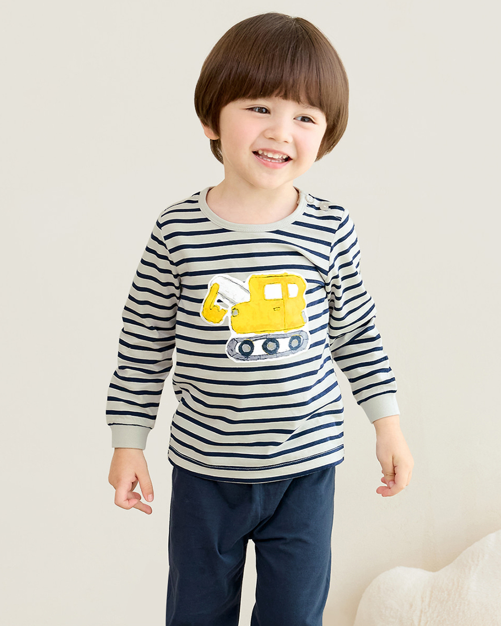 Bộ đồ dài dáng rộng cotton mịn bé trai U1184