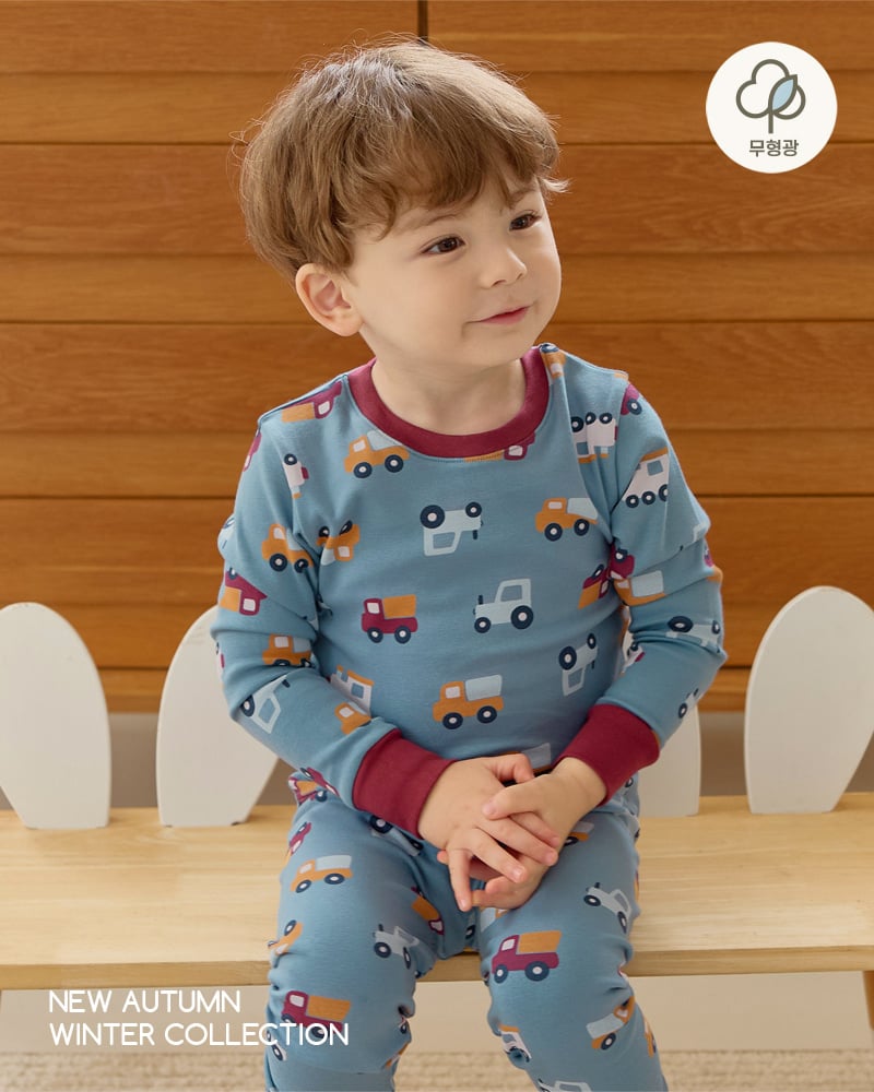 Bộ đồ dài dáng ôm cotton spandex bé trai U1335