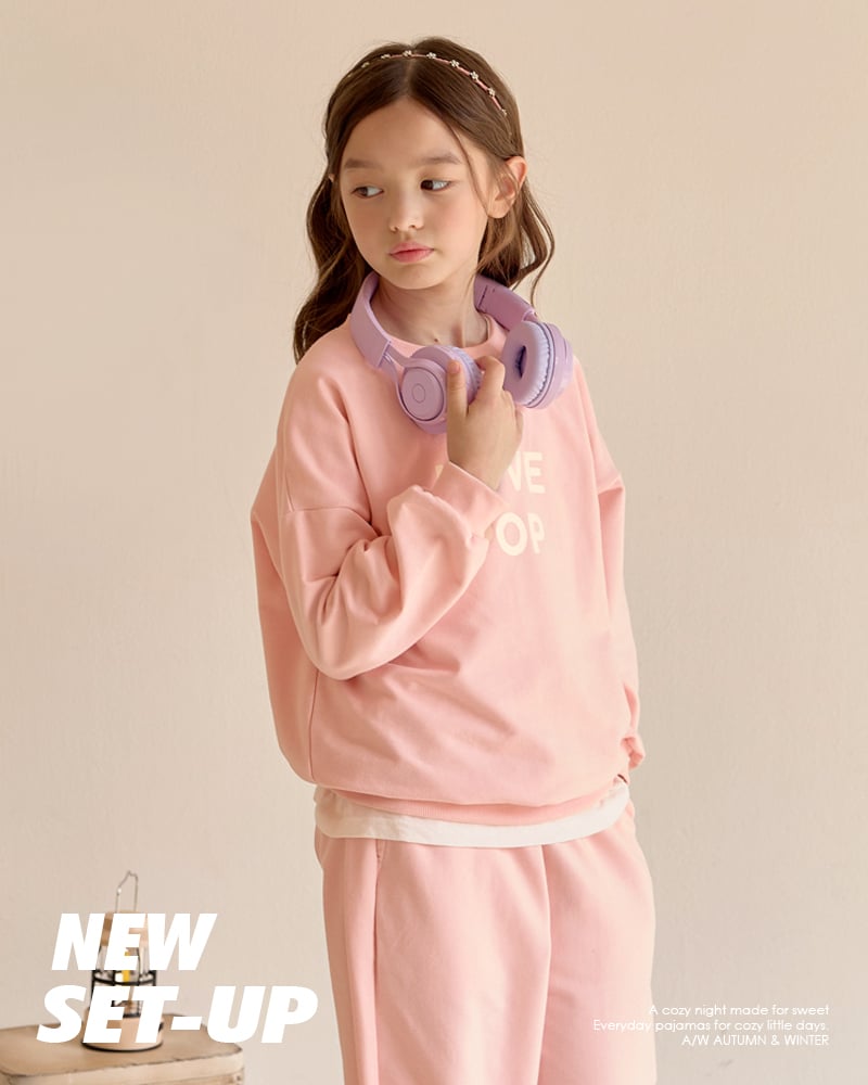 Bộ đồ dài dáng rộng vải nỉ da cá cotton bé gái U1346