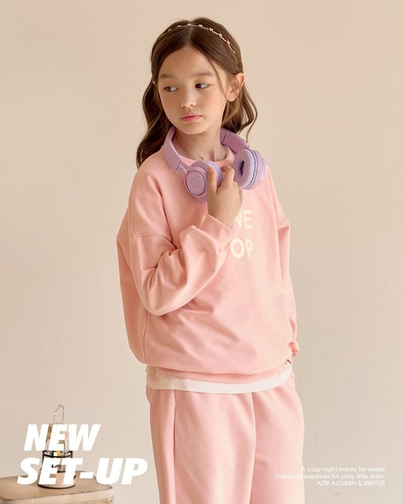 Bộ đồ dài dáng rộng vải nỉ da cá cotton bé gái U1346