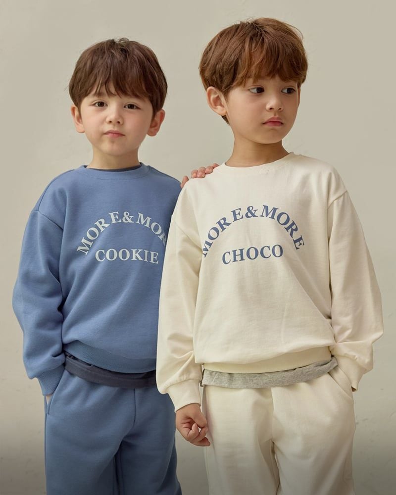 Bộ đồ dài dáng rộng vải nỉ da cá cotton bé trai và bé gái U1338