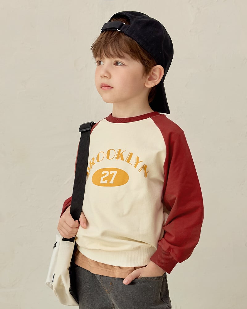Áo sweater dài tay vải nỉ da cá cotton bé trai và bé gái U900T