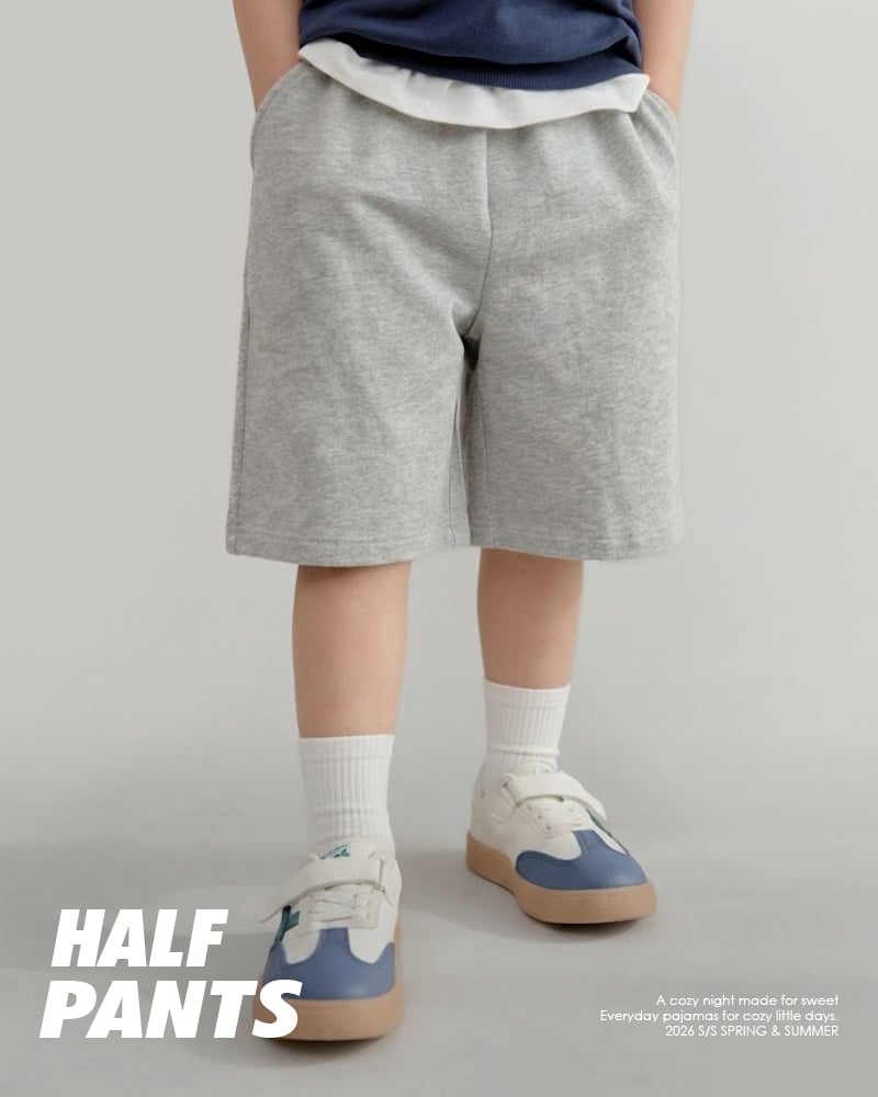 Quần short Bermuda dài qua gối vải cotton spandex U950U