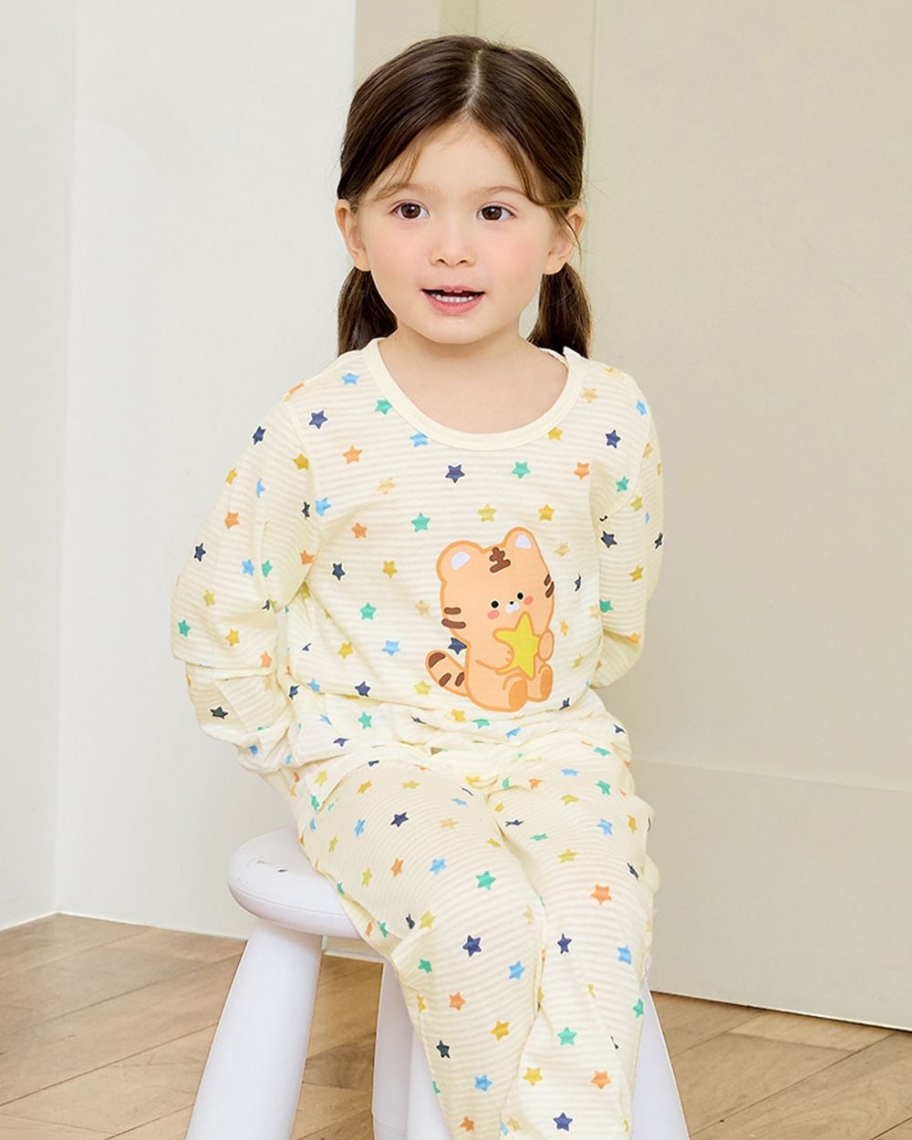 Bộ đồ dài cotton giấy bé gái U1241