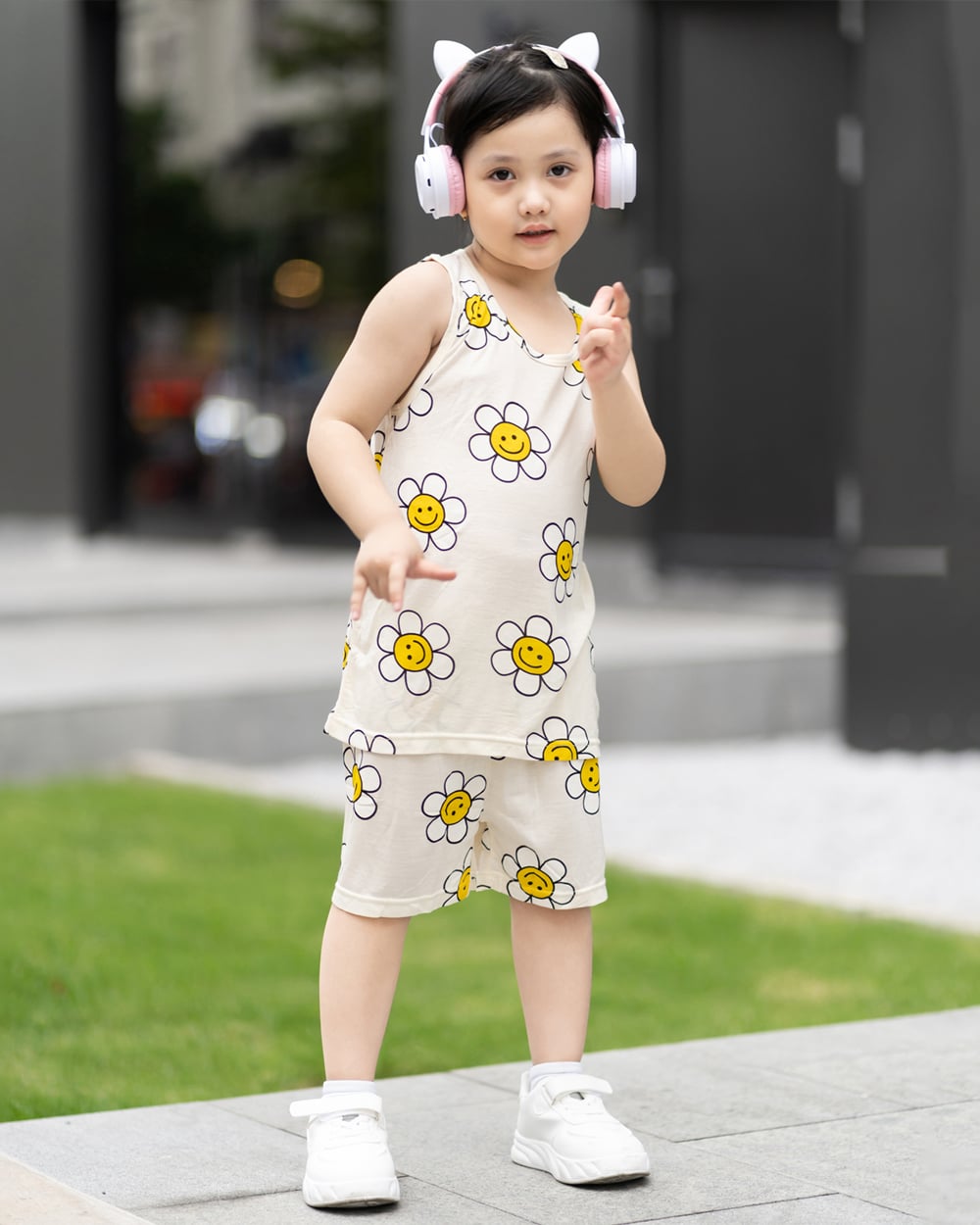 Bộ đồ ba lỗ Cool Feel mịn mỏng mát bé gái U4061