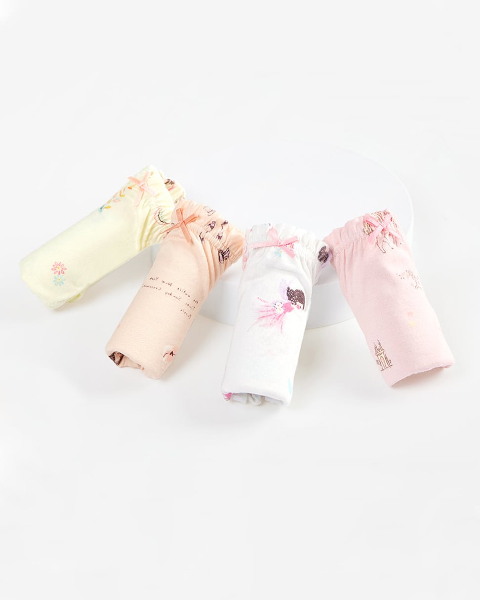 Set 4 quần chip tam giác bé gái U6019