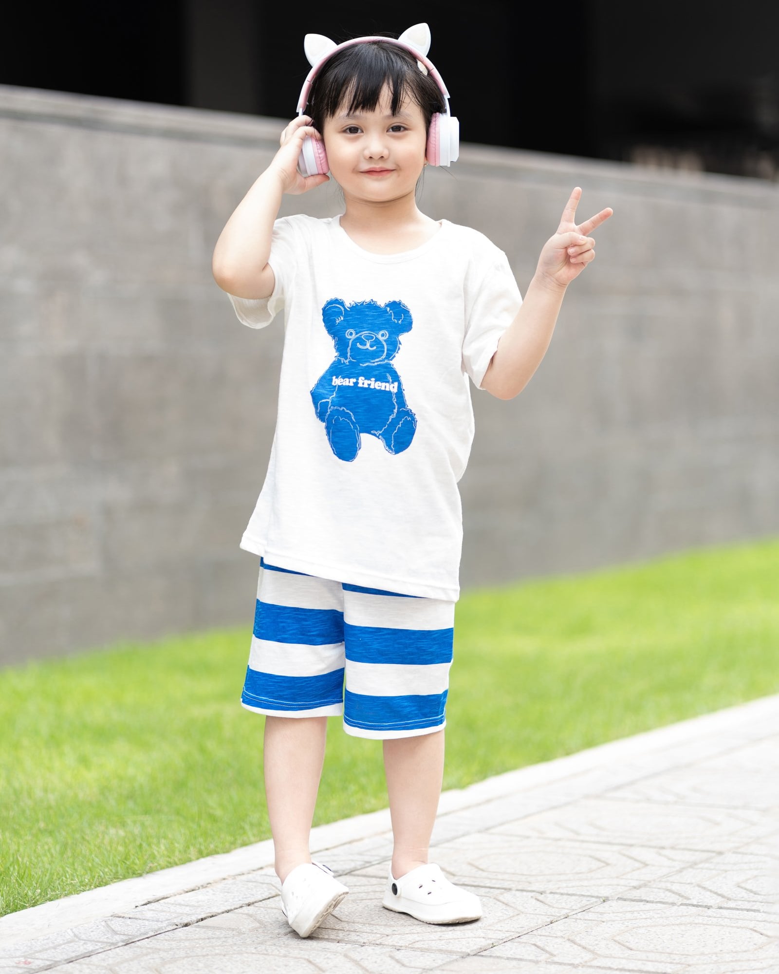 Bộ đồ ngắn cotton mịn bé gái và bé trai U3141