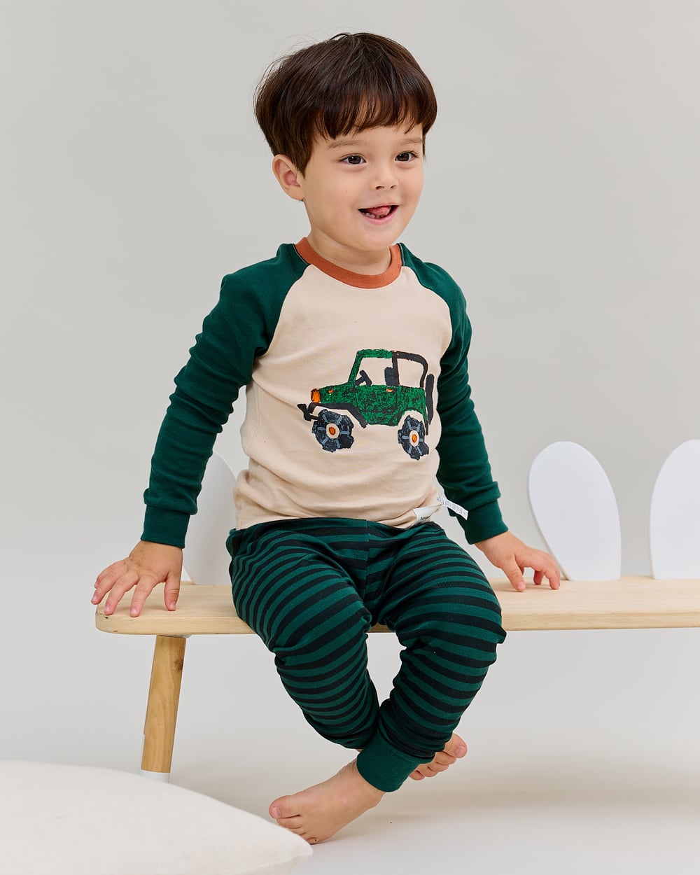 Bộ đồ dài dáng ôm cotton mịn bé trai U1147