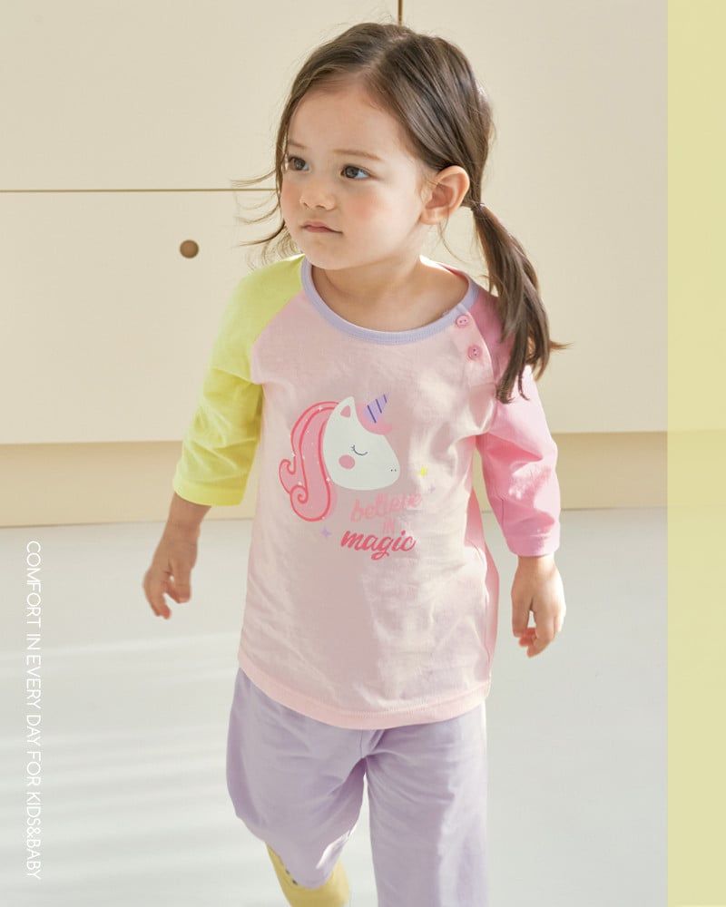 Bộ đồ lửng cotton mịn bé gái U2171