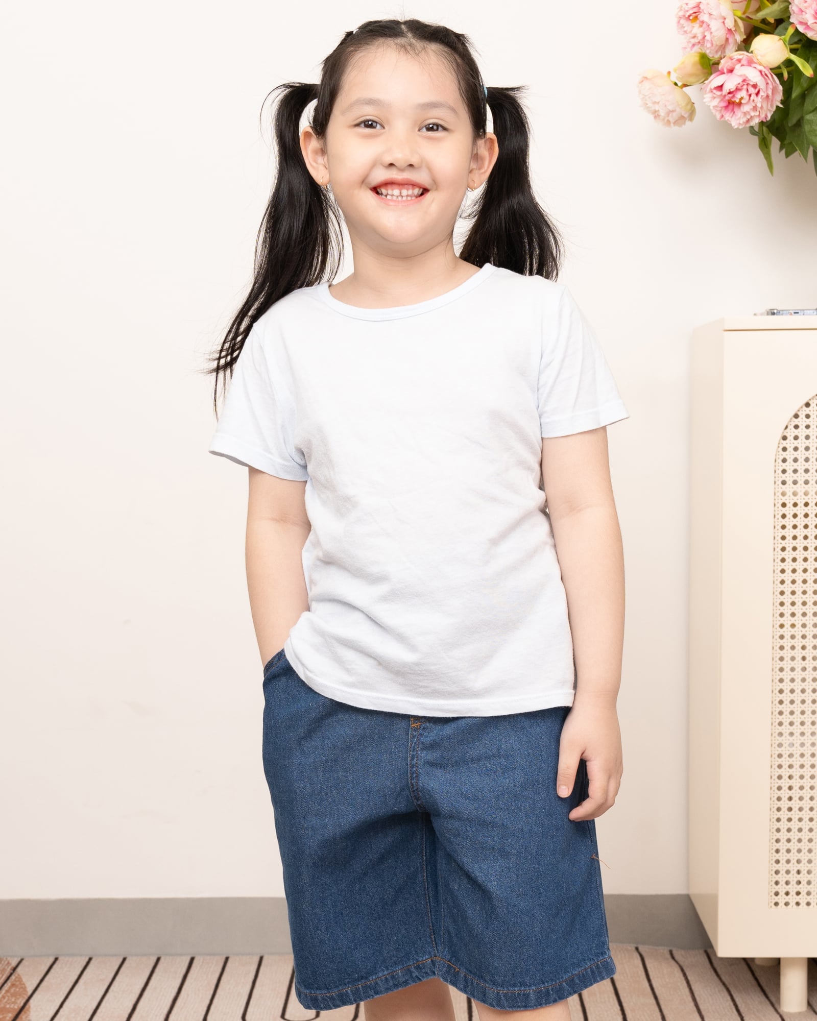 Quần short jean dài qua gối ống suông bé trai và bé gái U951A