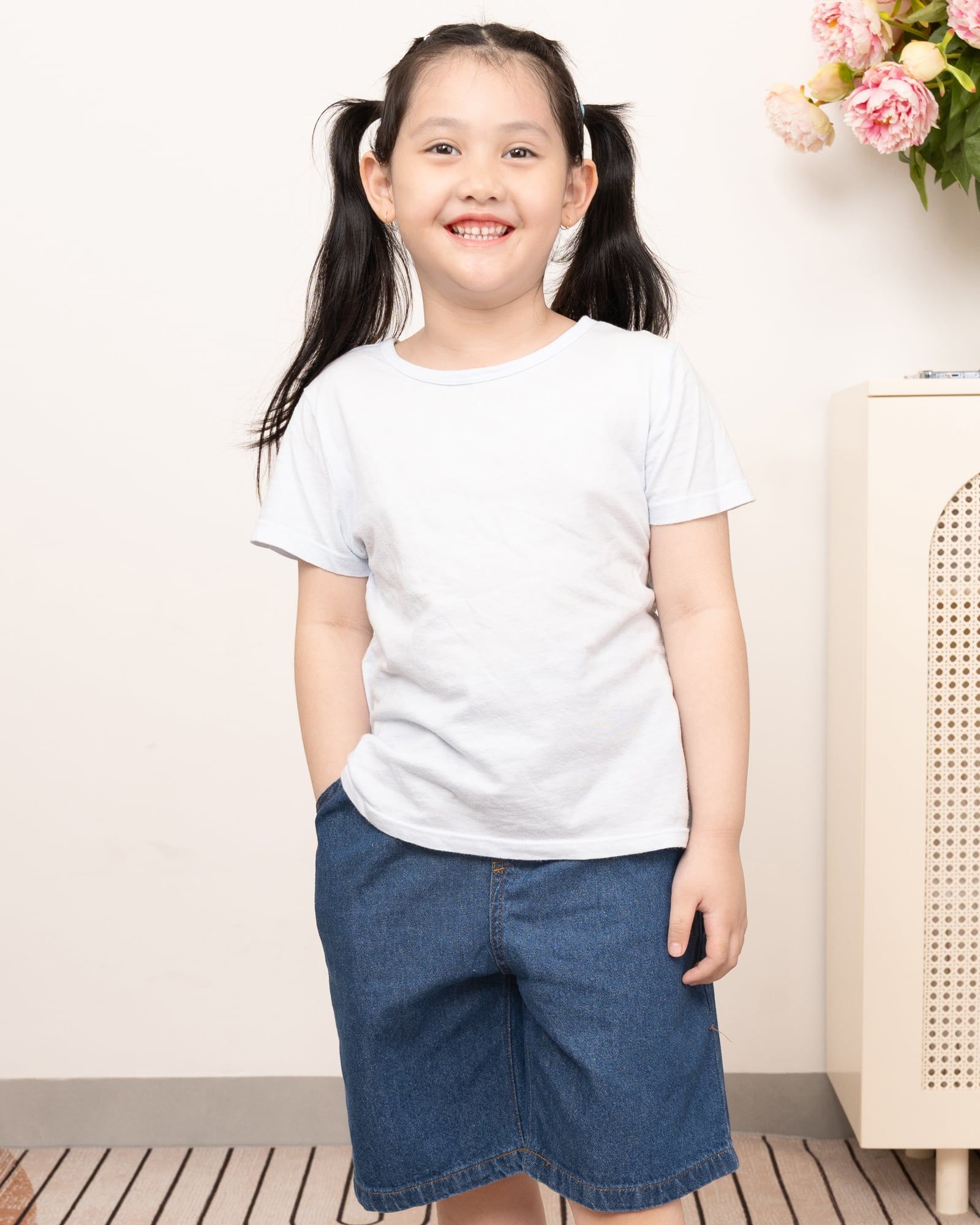 Quần short jean dài qua gối ống suông bé trai và bé gái U951A