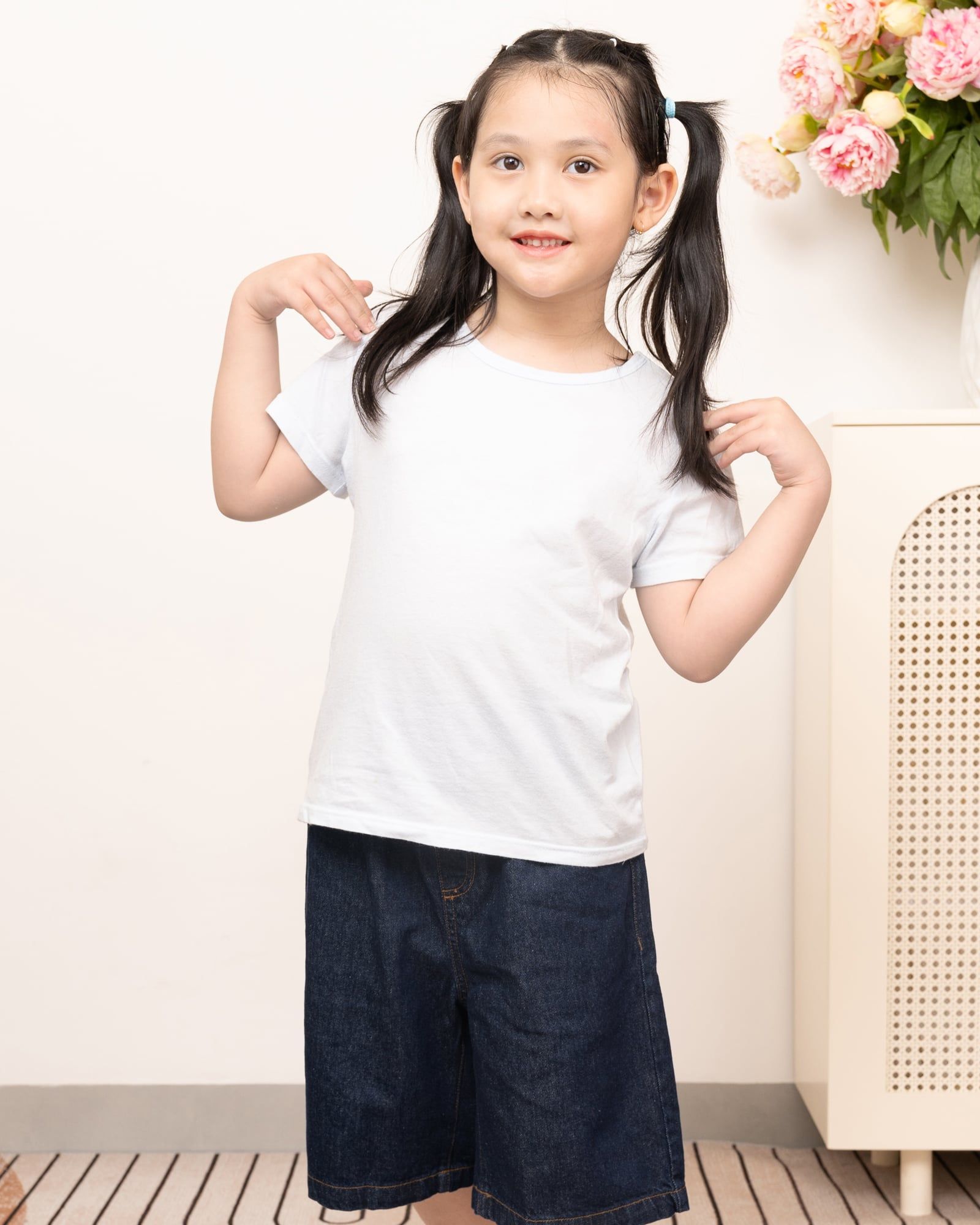 Quần short jean dài qua gối ống suông bé trai và bé gái U951A