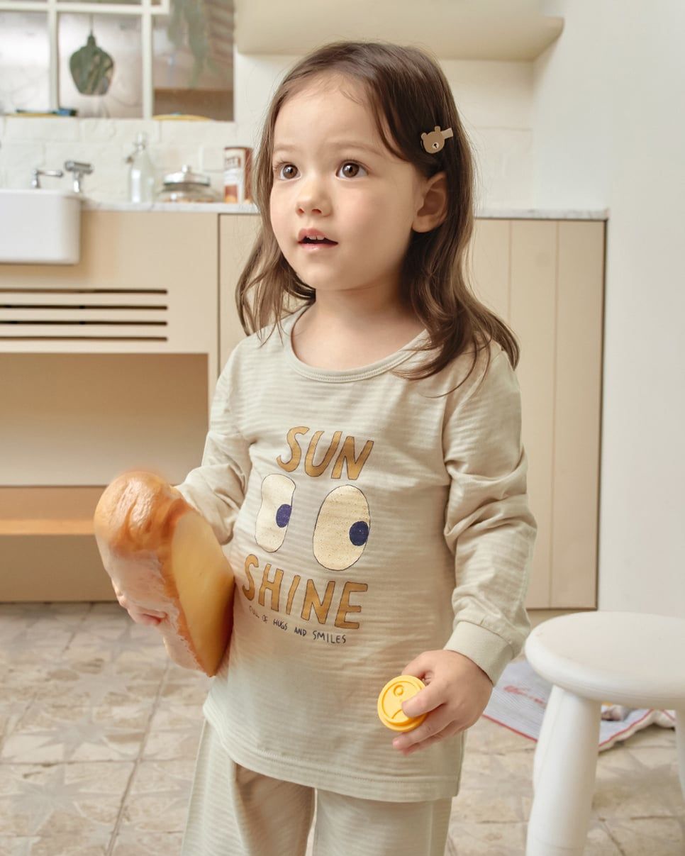 Bộ đồ dài cotton giấy dáng rộng bé gái U1311