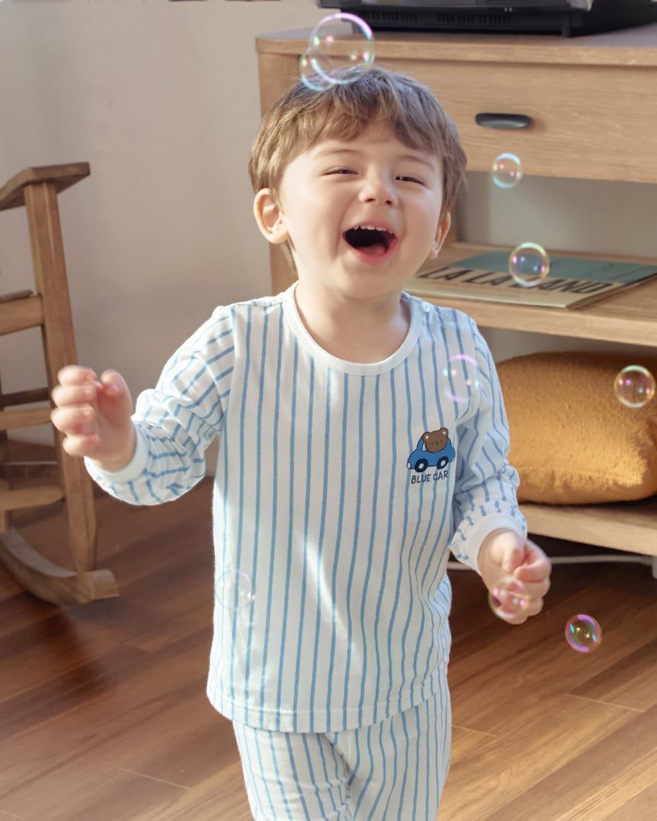 Bộ đồ dài cotton mịn dáng rộng bé trai U1306