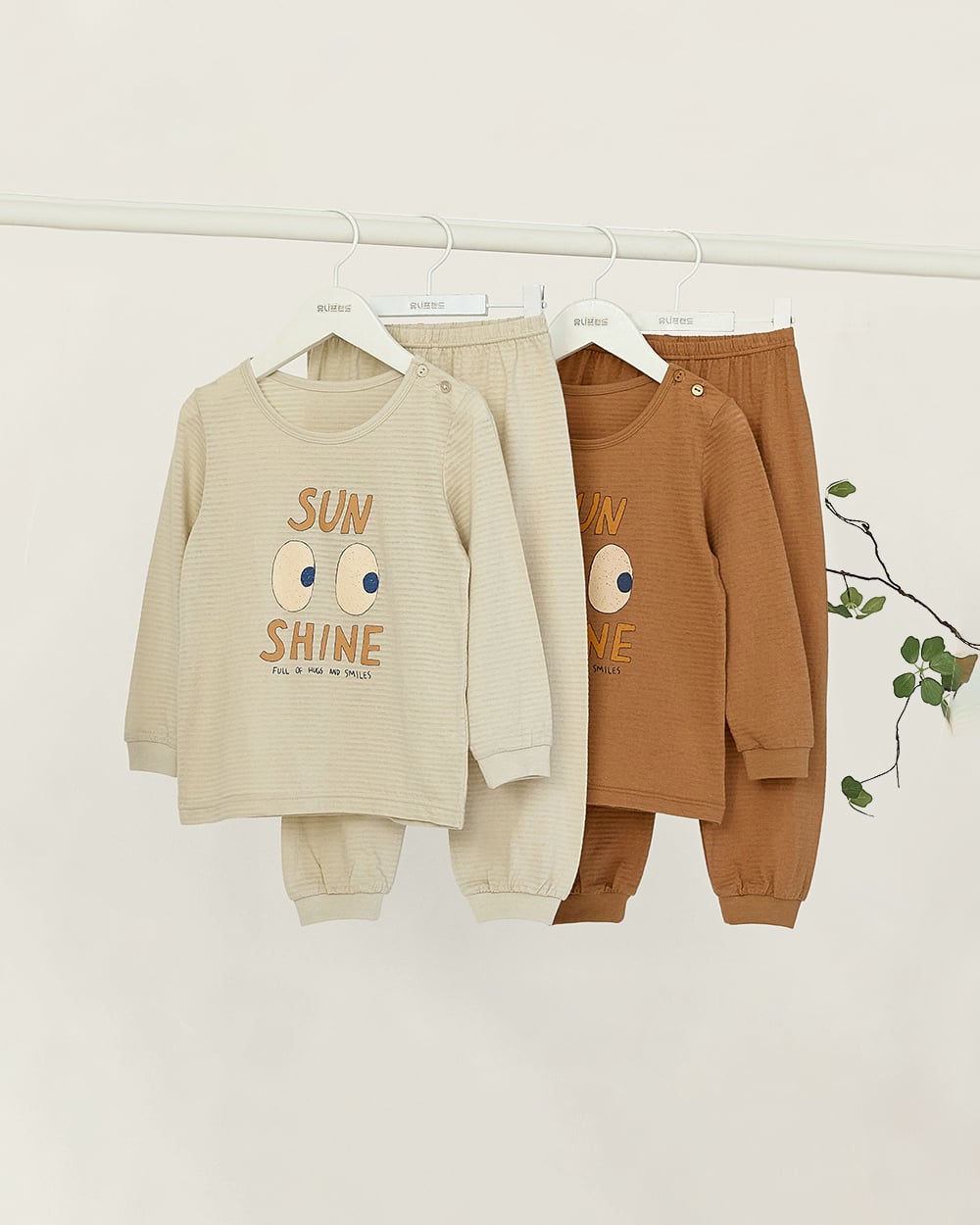 Bộ đồ dài cotton giấy dáng rộng bé gái U1311