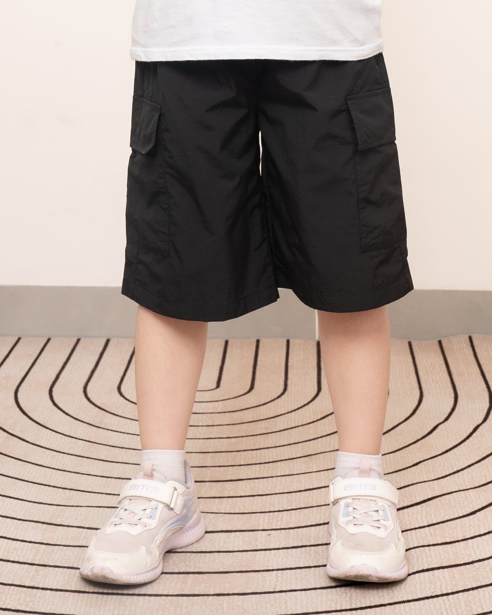 Quần short cargo vải gió siêu nhẹ, mỏng thoáng mát bé trai và bé gái U950Y