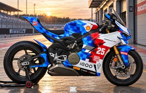 DUCATI PANIGALE V4 S - DEMO 3926