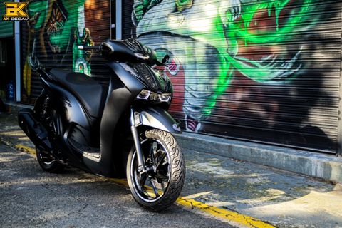 HONDA SH 350i - wrap black