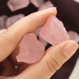 Thạch Anh Hồng (Rose Quartz) là viên đá biểu tượng của tình yêu