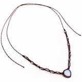 🌙 Vòng cổ choker đá Mặt Trăng Moonstone – Thiết kế macrame mang năng lượng tình yêu
