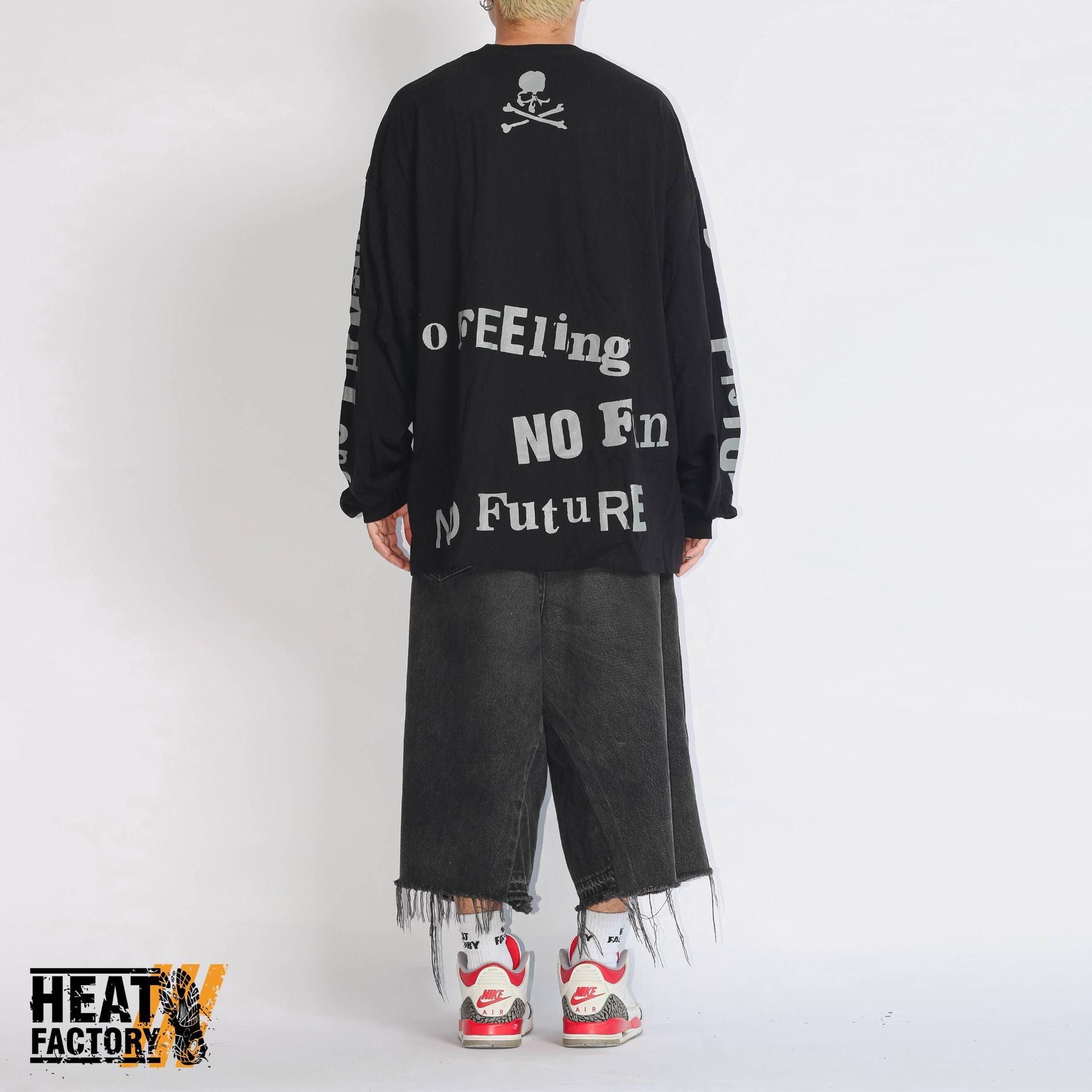  Mastermind x Sex Pistols God Save The Queen Long Tee (Black) 