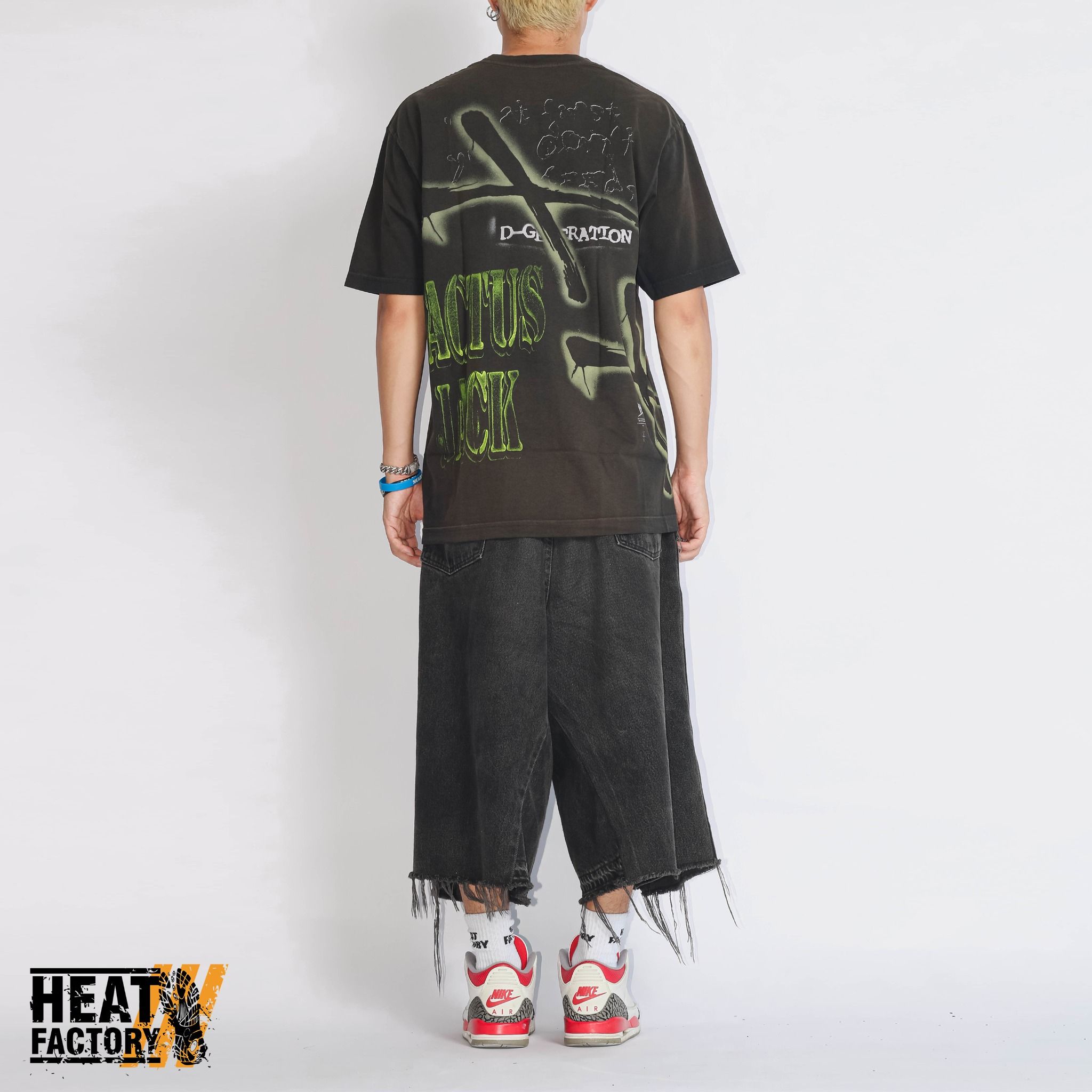  Travis Scott x WWE Two Words Tee (Black) 