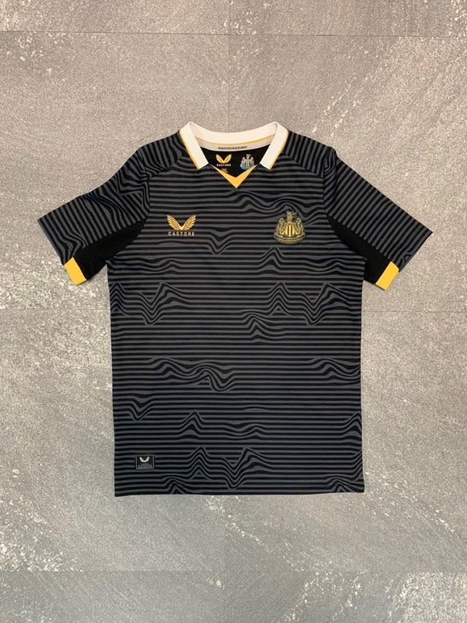  Castore Jersey Newcastle (Black) (Used) 