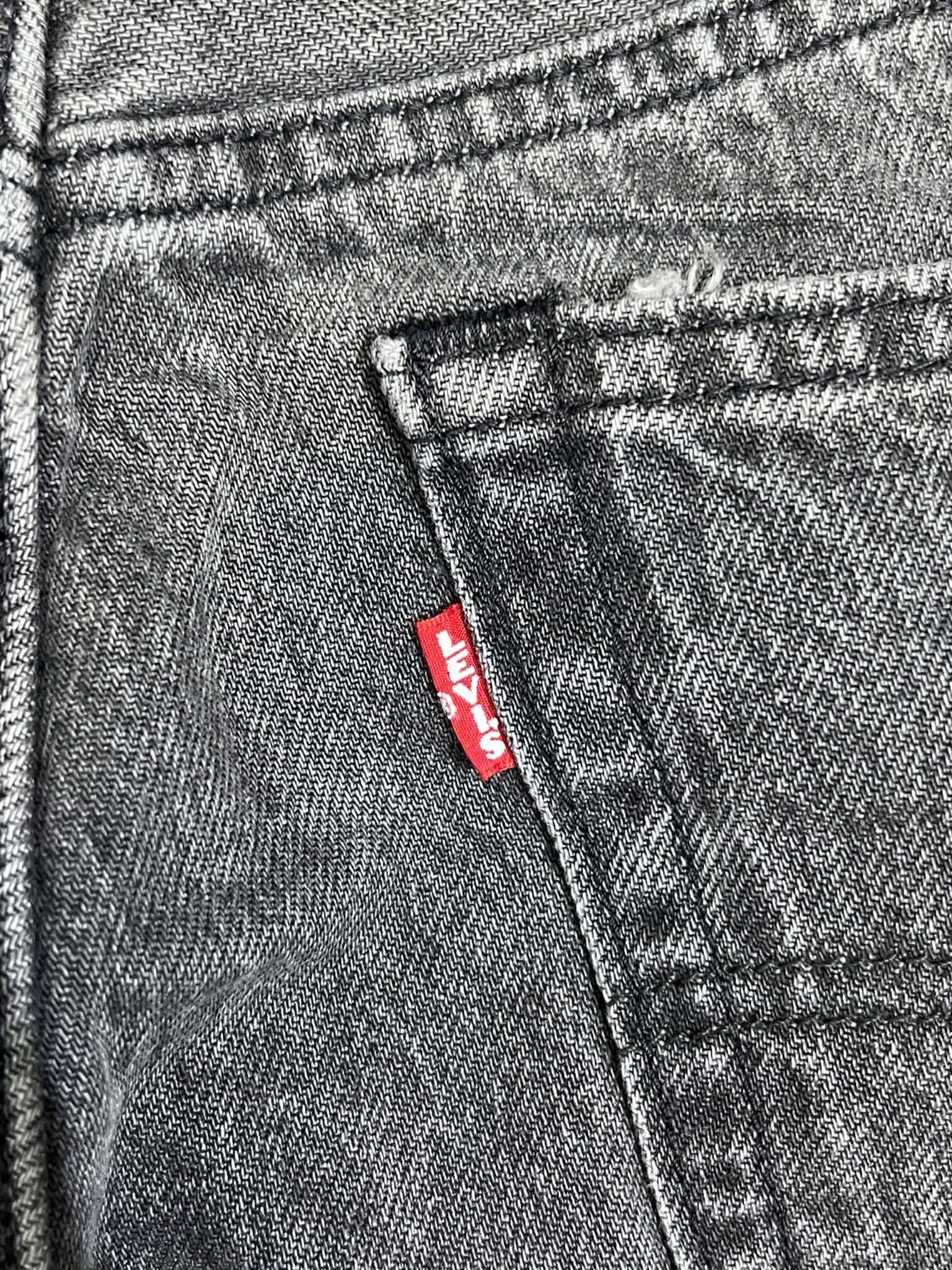  Levi's Jeans 567 (Grey) (Used) 