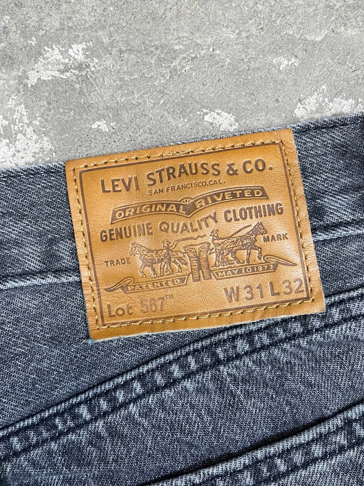  Levi's Jeans 567 (Grey) (Used) 