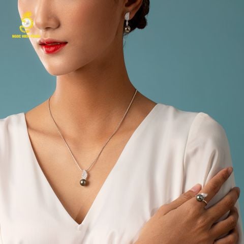 Bộ trang sức ngọc trai kết hợp vàng