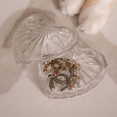 HỘP ĐỰNG TRANG SỨC PHA LÊ HÌNH TRÁI TIM CRYSTAL 11CM