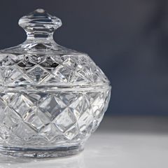 HŨ ĐỰNG ĐƯỜNG PHA LÊ CRYSTAL