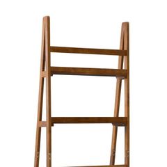 KỆ TRƯNG BÀY CARSON