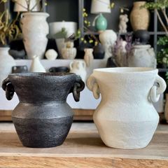 BÌNH HOA TRANG TRÍ RUSTIC MÀU ĐEN