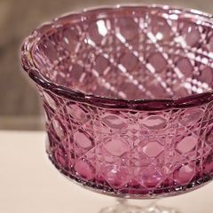 LY THUỶ TINH MÀU TÍM