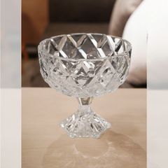 LY THUỶ TINH TRANG TRÍ