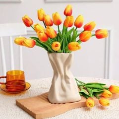 HOA TUPLIP MÀU CAM ĐẬM