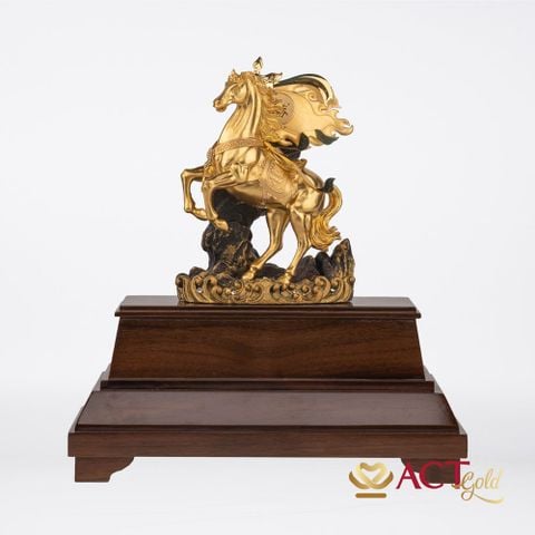 Quà tặng Ngựa Chiến Thắng dát vàng 24k ACT GOLD ISO 9001:2015