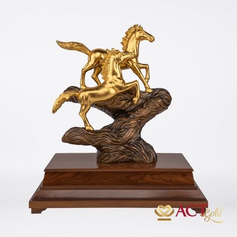 Quà tặng Song Mã dát vàng 24k ACT GOLD ISO 9001:2015 (mẫu 3)
